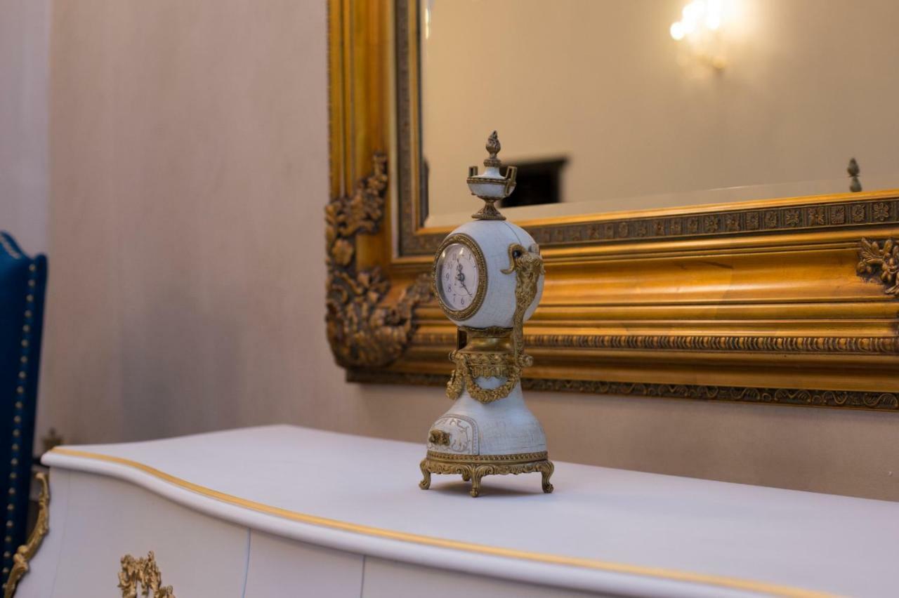 Hotel Boutique Vila Lakastel سِنايا المظهر الخارجي الصورة