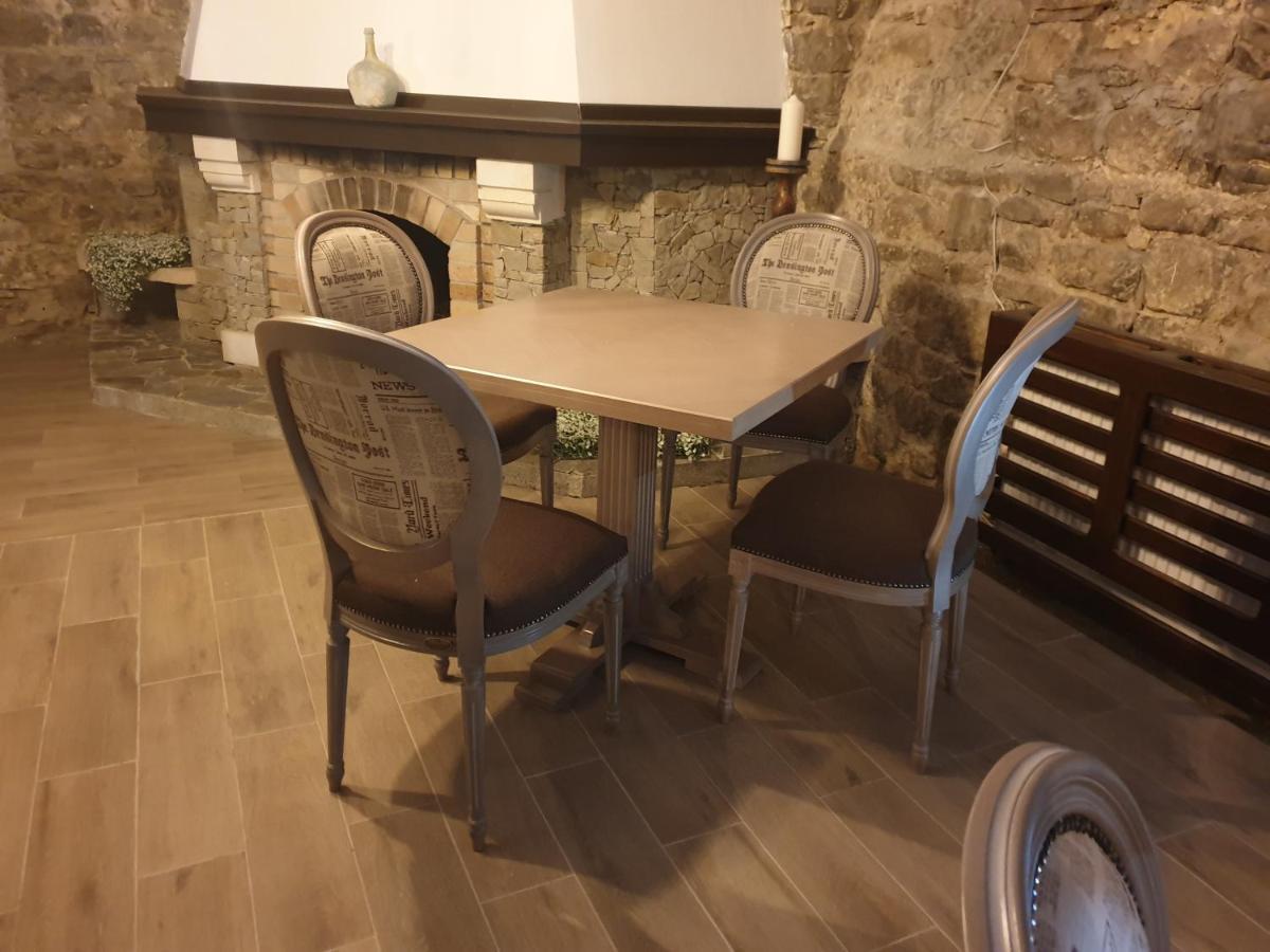Hotel Boutique Vila Lakastel سِنايا المظهر الخارجي الصورة
